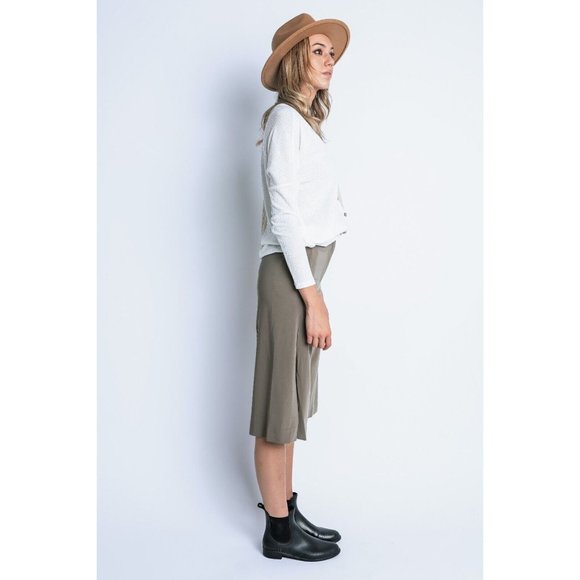 Women's Wide Leg Pants with Side Slit - Comfortable and Stylish - Picture 6 of 10